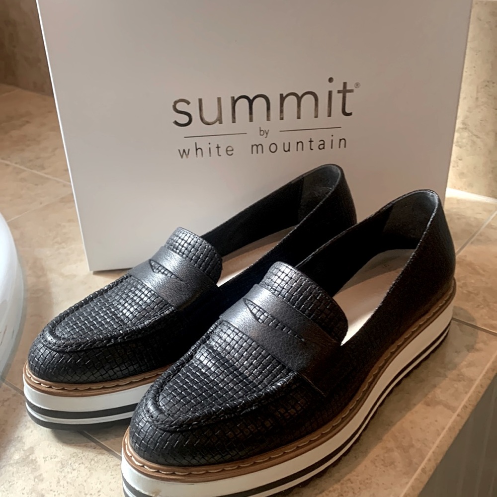 White Mountain Summer Loafers